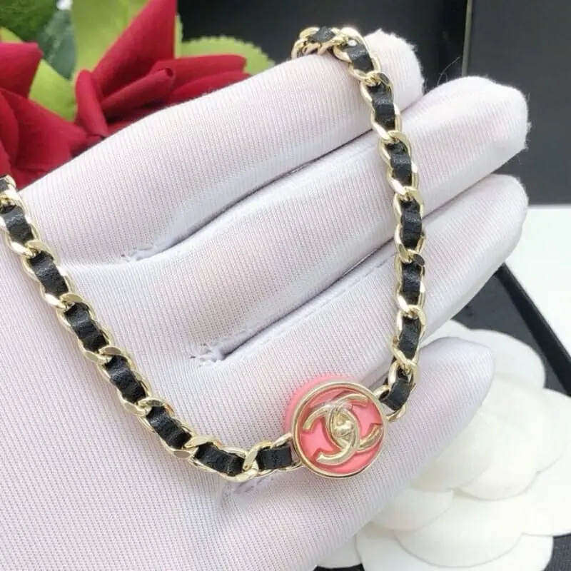 chanel collier pour femme s_12153b22